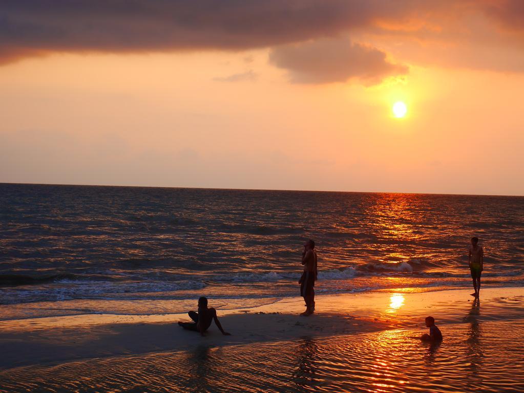 Mango Beach Resort トラート エクステリア 写真